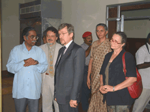 Mr. Renond Muselier, Secretary, External Affairs, Ebiauyers, France paid a visit on 08.02.2003 